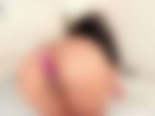 Live cam show with Bellaa-Joness - Ebony on camwithhim.com | colombia