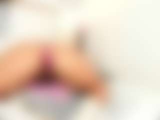Bellaa-Joness's Live Sex Cam Show