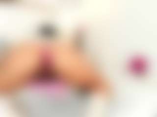 Bellaa-Joness's Live Sex Cam Show