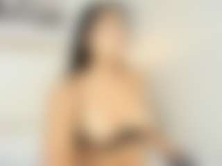 Live cam show with Bellaa-Joness - Black Lush on SmokeAndPoke