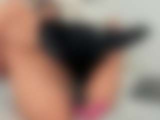 Bellaa-Joness's Live Sex Cam Show