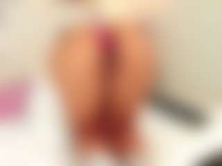 Bellaa-Joness's Live Sex Cam Show