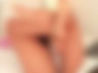 Bellaa-Joness's Live Sex Cam Show