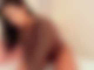 Live cam show with Bellaa-Joness - Black Big Ass on Camsoda