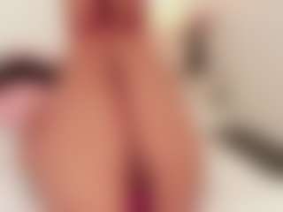 Bellaa-Joness's Live Sex Cam Show