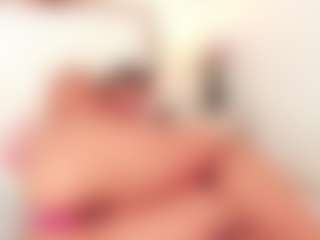 Bellaa-Joness's Live Sex Cam Show