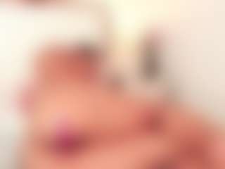 Bellaa-Joness's Live Sex Cam Show