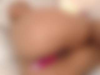 Bellaa-Joness's Live Sex Cam Show