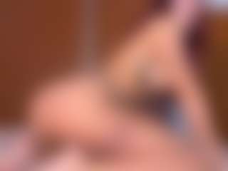 Live cam show with camillasanchez - Teen (18+) on Free Soda