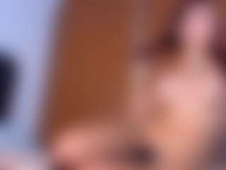 Live cam show with camillasanchez - Horny on Camsoda