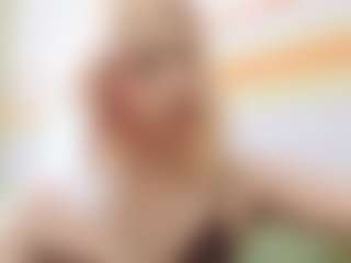 Live cam show with KiraCookson - Tittyfuck on Camsoda