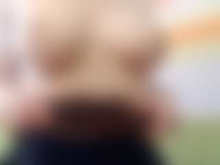 KiraCookson's Live Sex Cam Show