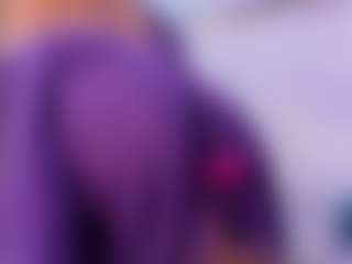 Live cam show with Manyaa1 - Green Eyes on Camsoda Late Night