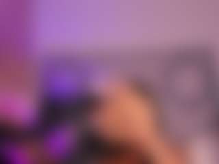 Live cam show with samirose - Granny on justonemore.cc