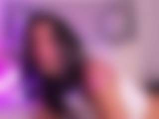 Live cam show with samirose - Muscular on CamwithHer