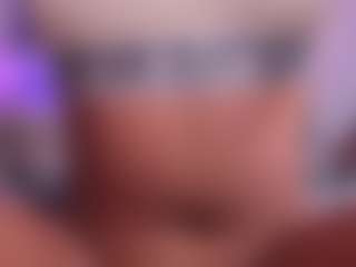 Live cam show with samirose - Smoking on Camsoda