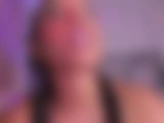 Live cam show with samirose - Smoking on Camsoda