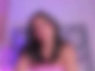 Live cam show with samirose - Granny on Camsoda
