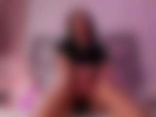 Live cam show with samirose - Smoking on Camsoda