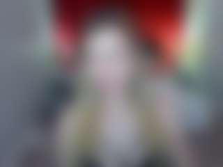 Live cam show with UnforgettableAlice - Muscle on Cam Slut