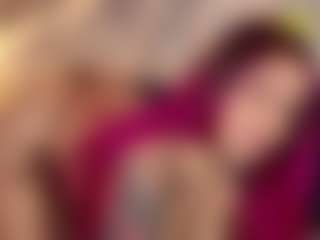 Live cam show with BELLA MUSH - Teen (18+) on CamwithHer