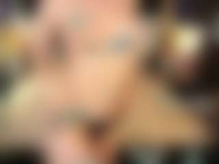 EmilyCandyS's Live Sex Cam Show