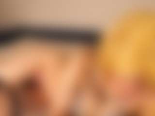 Live cam show with Aurora - Teen (18+) on iamadamtest123.com