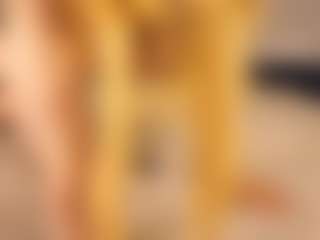 Live cam show with Aurora - Teen (18+) on galaxygirlnitro.com