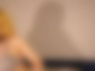 Live cam show with Aurora - Tattoos on live18s.com