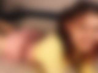 Live cam show with Aurora - Brown Hair on Fit Hotties