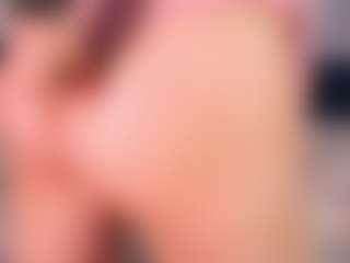 Live cam show with Aurora - Mature on livesuperchat.net
