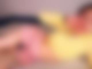 Live cam show with Aurora - Smoking on luckytryst.com