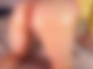 Live cam show with Aurora - Mature on Camsoda.co
