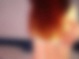 Live cam show with Aurora - Mature on camtv