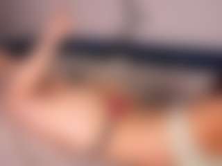 Live cam show with Aurora - College on sexylivex.com
