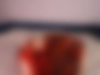 Live cam show with Aurora - Flashing on Pornisteam.com