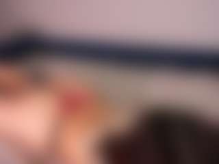 Live cam show with Aurora - Shaved Pussy on Camsoda