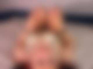 Live cam show with Aurora - College on 1on1-livenow