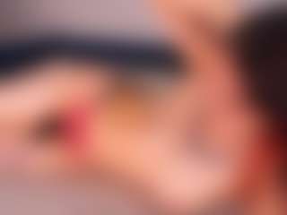 Live cam show with Aurora - Big Tits on xDating