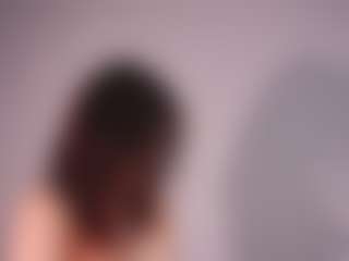 Live cam show with Aurora - Massage on xDating