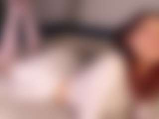 Live cam show with Aurora - Mature on Camsoda