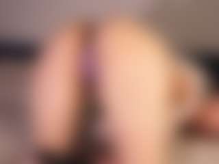 Aurora's Live Sex Cam Show