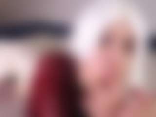 Aurora's Live Sex Cam Show
