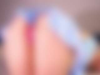 Aurora's Live Sex Cam Show
