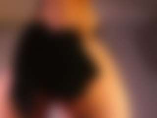 Aurora's Live Sex Cam Show
