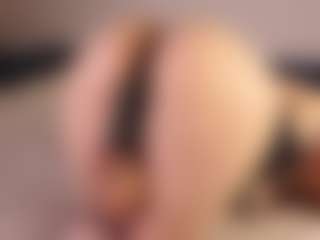 Aurora's Live Sex Cam Show