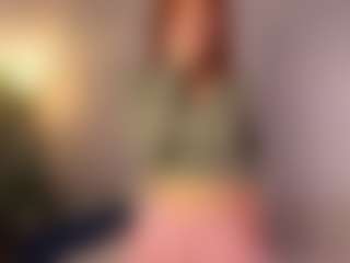 Aurora's Live Sex Cam Show