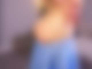 Aurora's Live Sex Cam Show