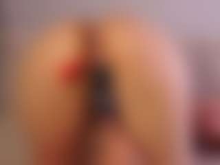 Live cam show with Aurora - Twerk on fapnchat