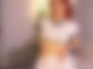 Live cam show with Aurora - Mature on xxxlivecams.org